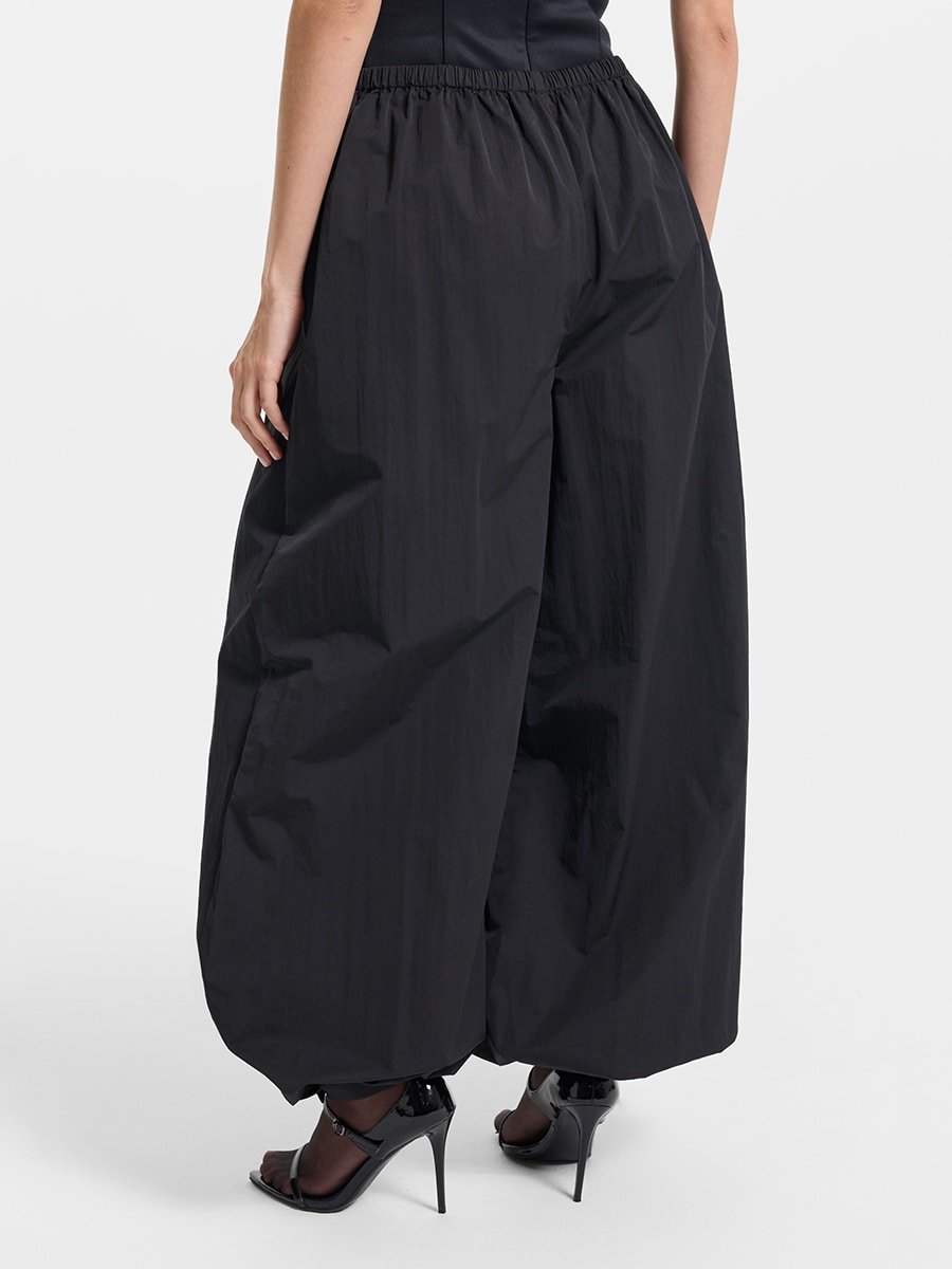 Объемные брюки