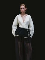 Жакет с объемными рукавами