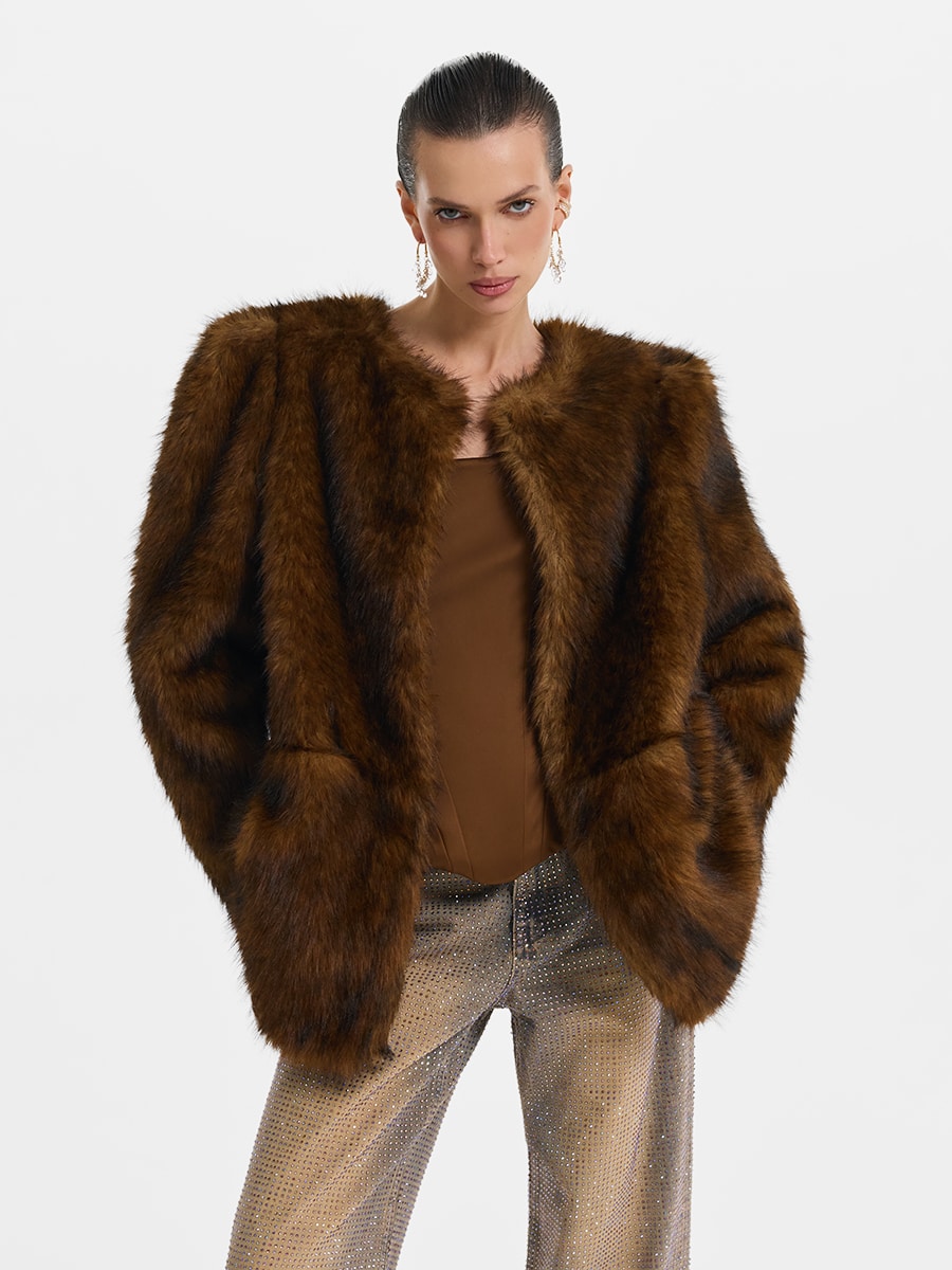 Шуба из экомеха