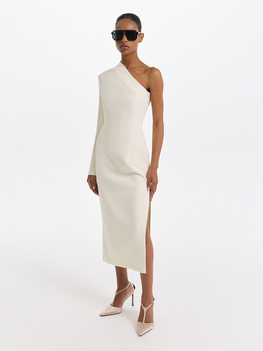 Асимметричное платье миди с разрезом