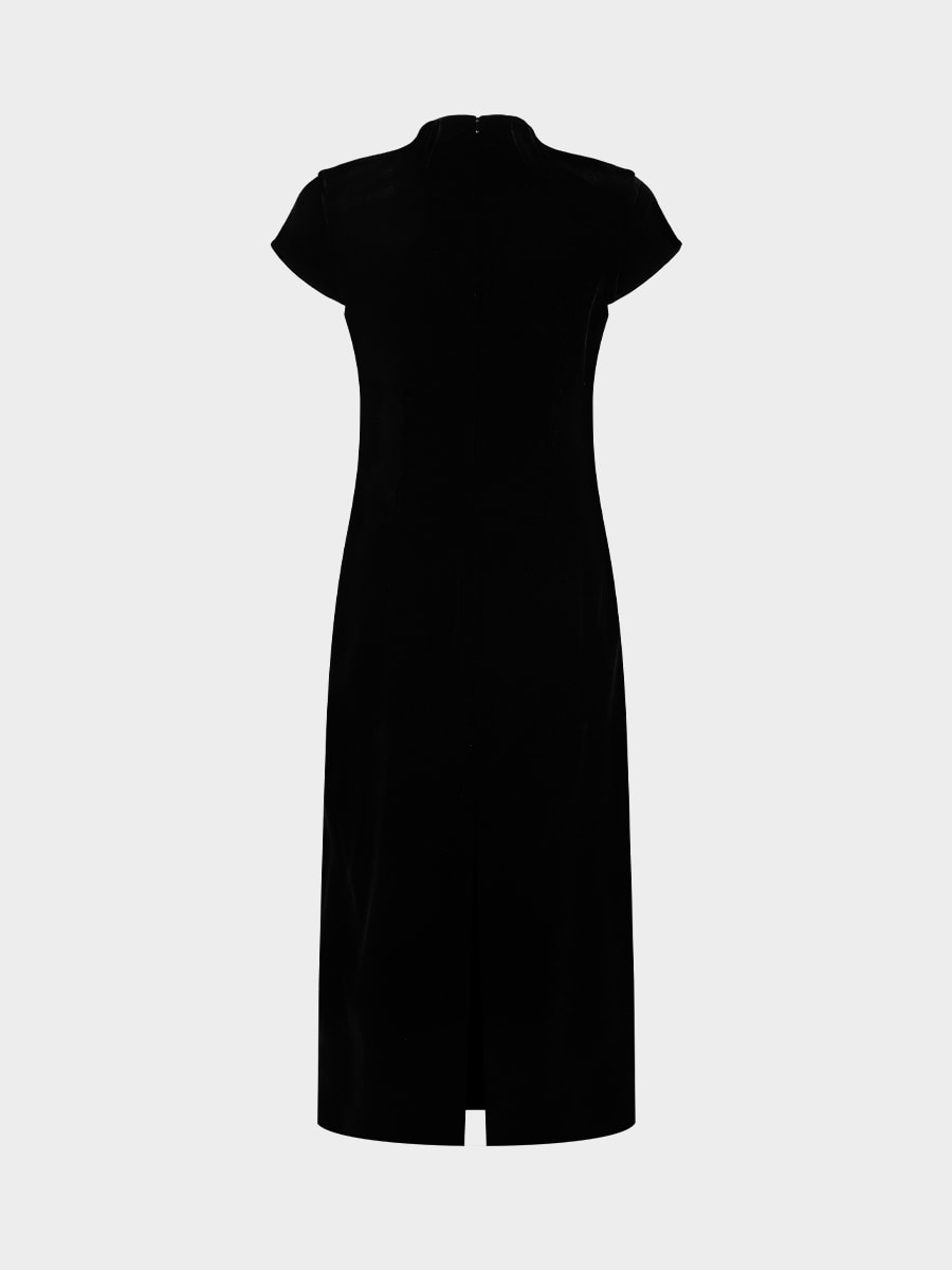 Бархатное платье-футляр