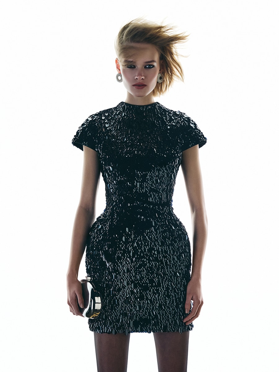 Платье с пайетками