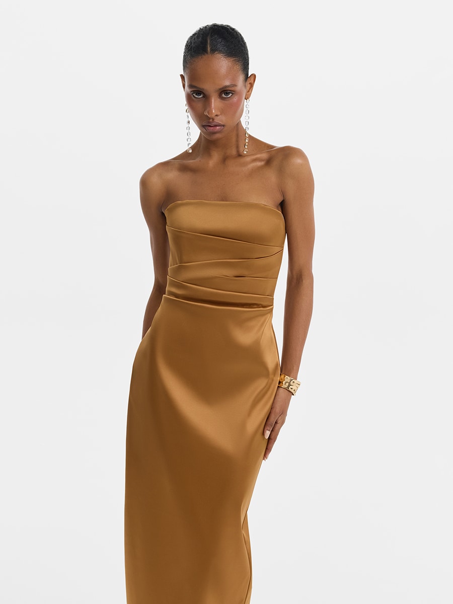 Сатиновое платье-футляр с открытыми плечами 5452629529-193