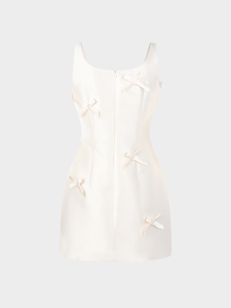 Сатиновое платье с бантами