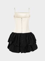 Комбинезон с объемными воланами