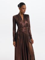 Платье из блестящей ткани