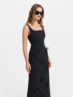 Платье-футляр с бантами