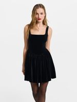 Бархатное платье мини