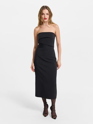 

Платье-футляр с драпировкой