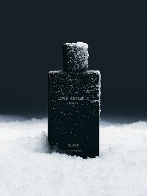 

Парфюмерная вода BLACK