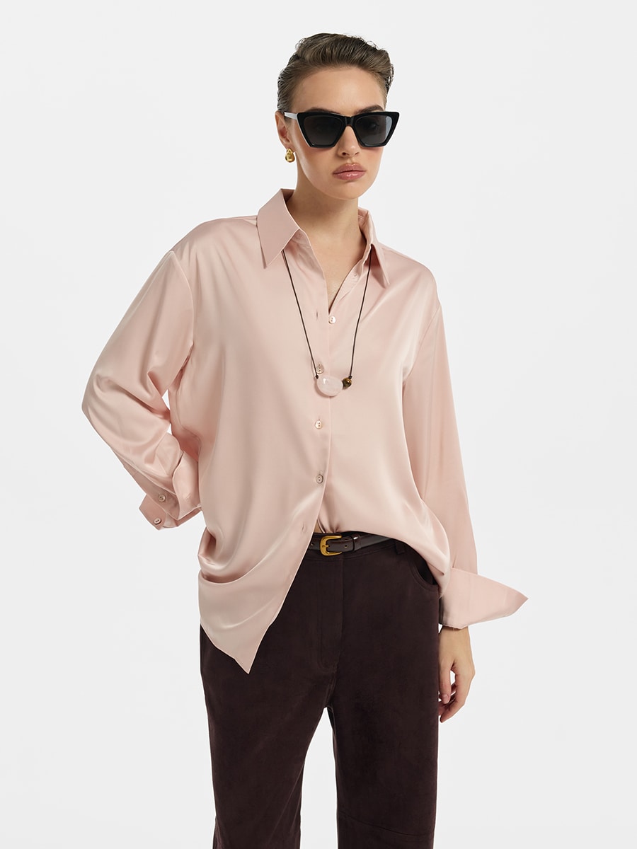 Блузка из сатина