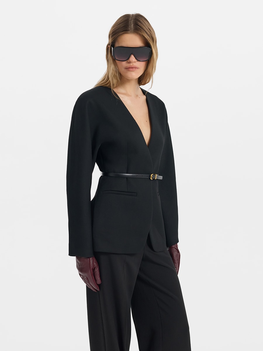 Приталенный жакет с вискозой