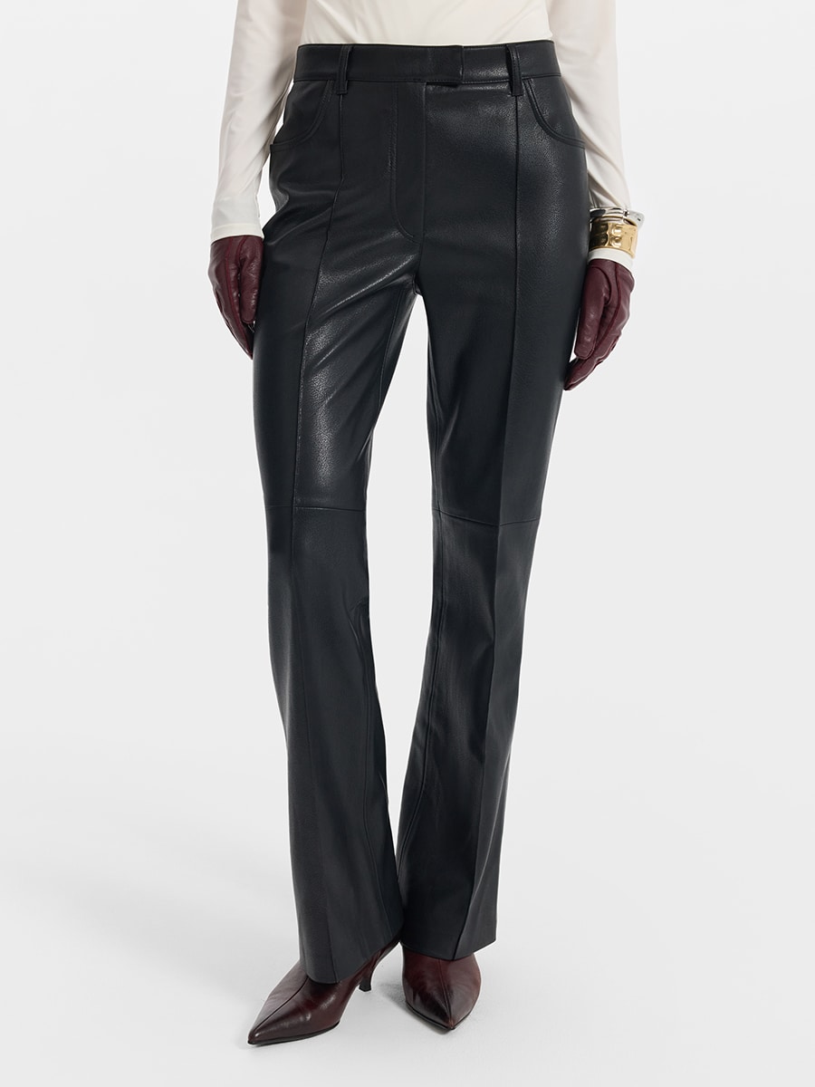 Брюки из экокожи