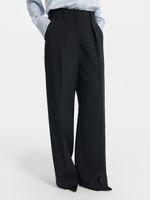 Брюки-палаццо с защипами