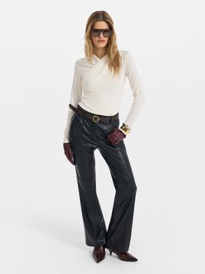 Брюки прямого кроя из экокожи