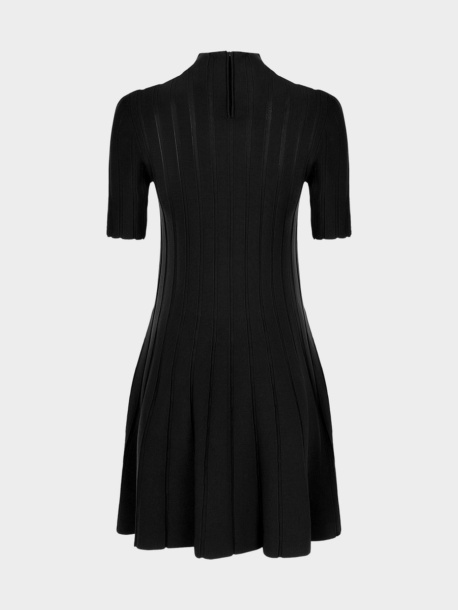 Трикотажное платье мини