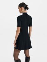 Трикотажное платье мини