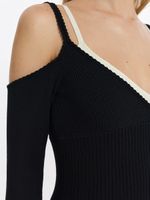 Трикотажное платье с бретелями