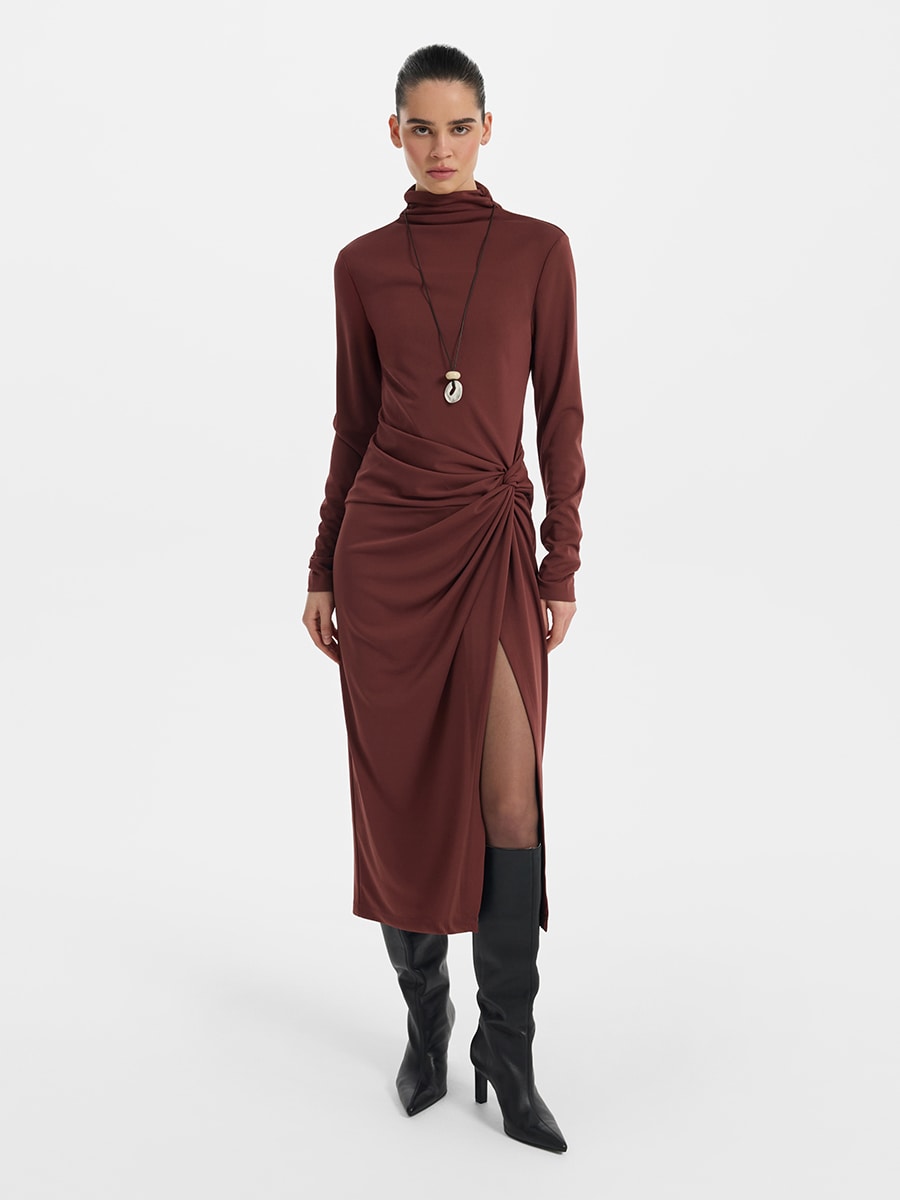 Платье миди с драпировкой