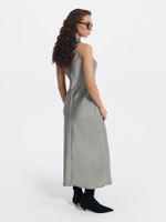 Атласное платье-халтер