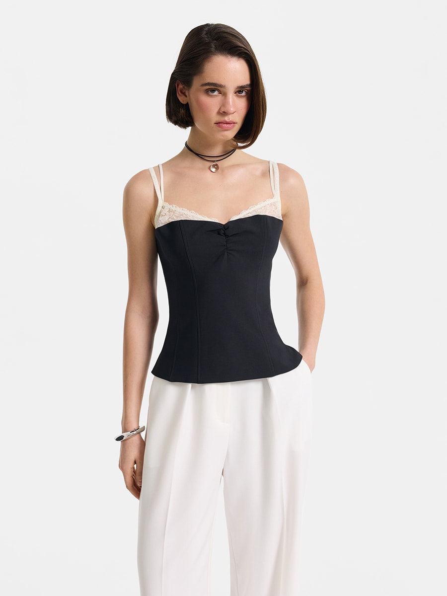 Топ на бретелях с кружевом