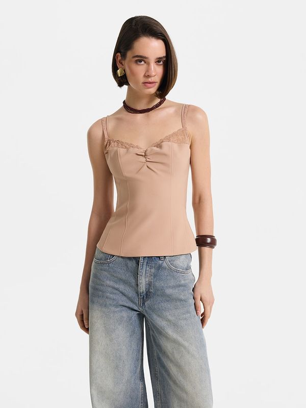 Топ на бретелях с кружевом