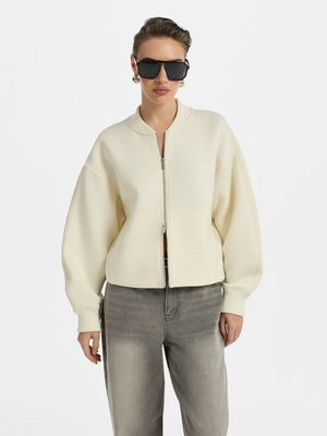 

Толстовка с объемными рукавами