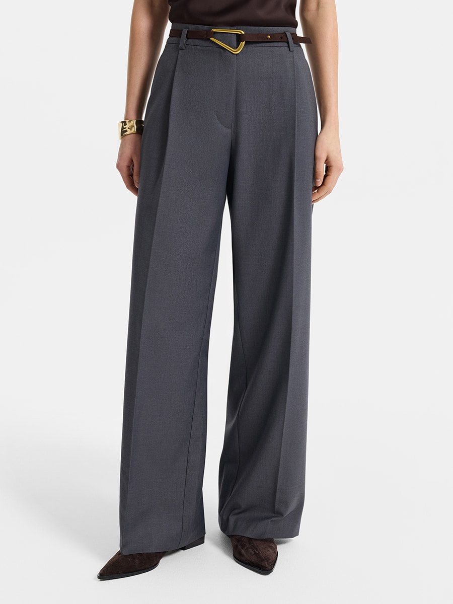 Брюки с ремнем