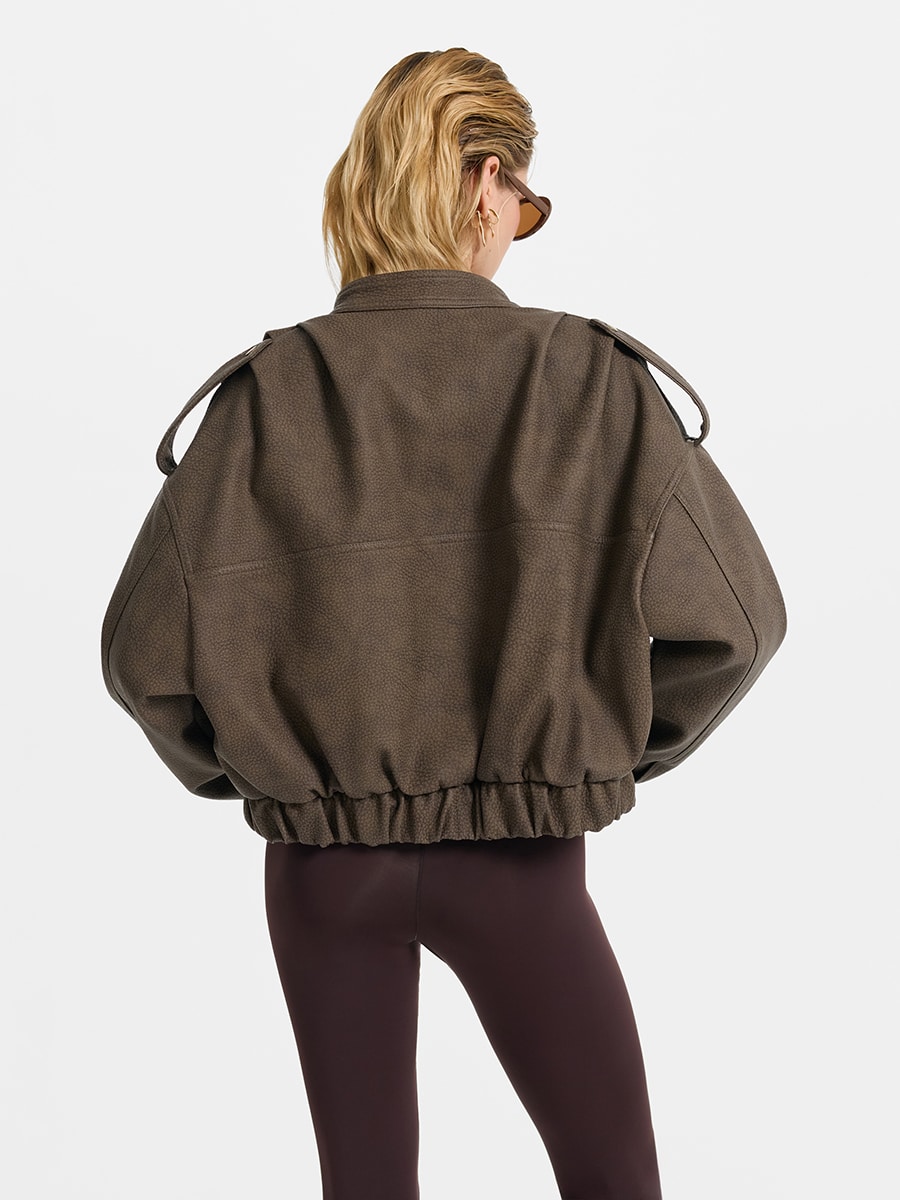 Объемный бомбер из экокожи 6152501101-188