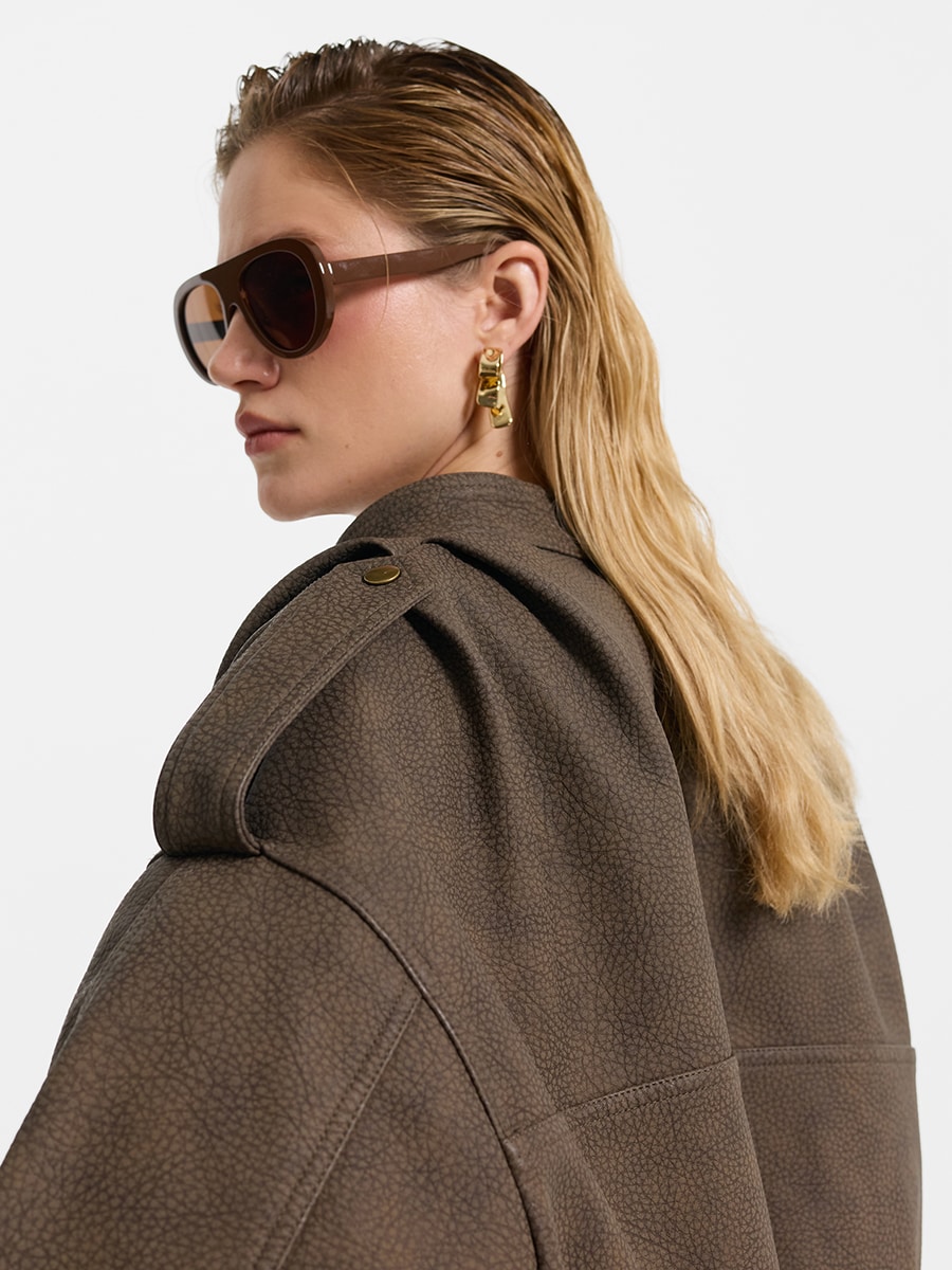 Объемный бомбер из экокожи 6152501101-188