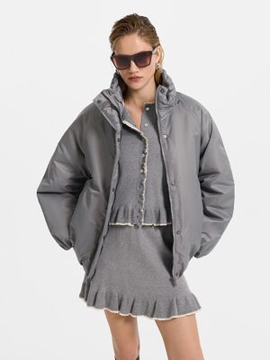 

Утепленный бомбер свободного кроя