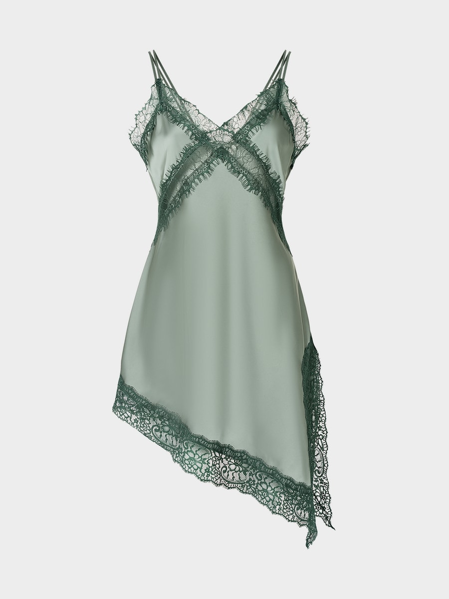 Удлиненный топ с кружевом