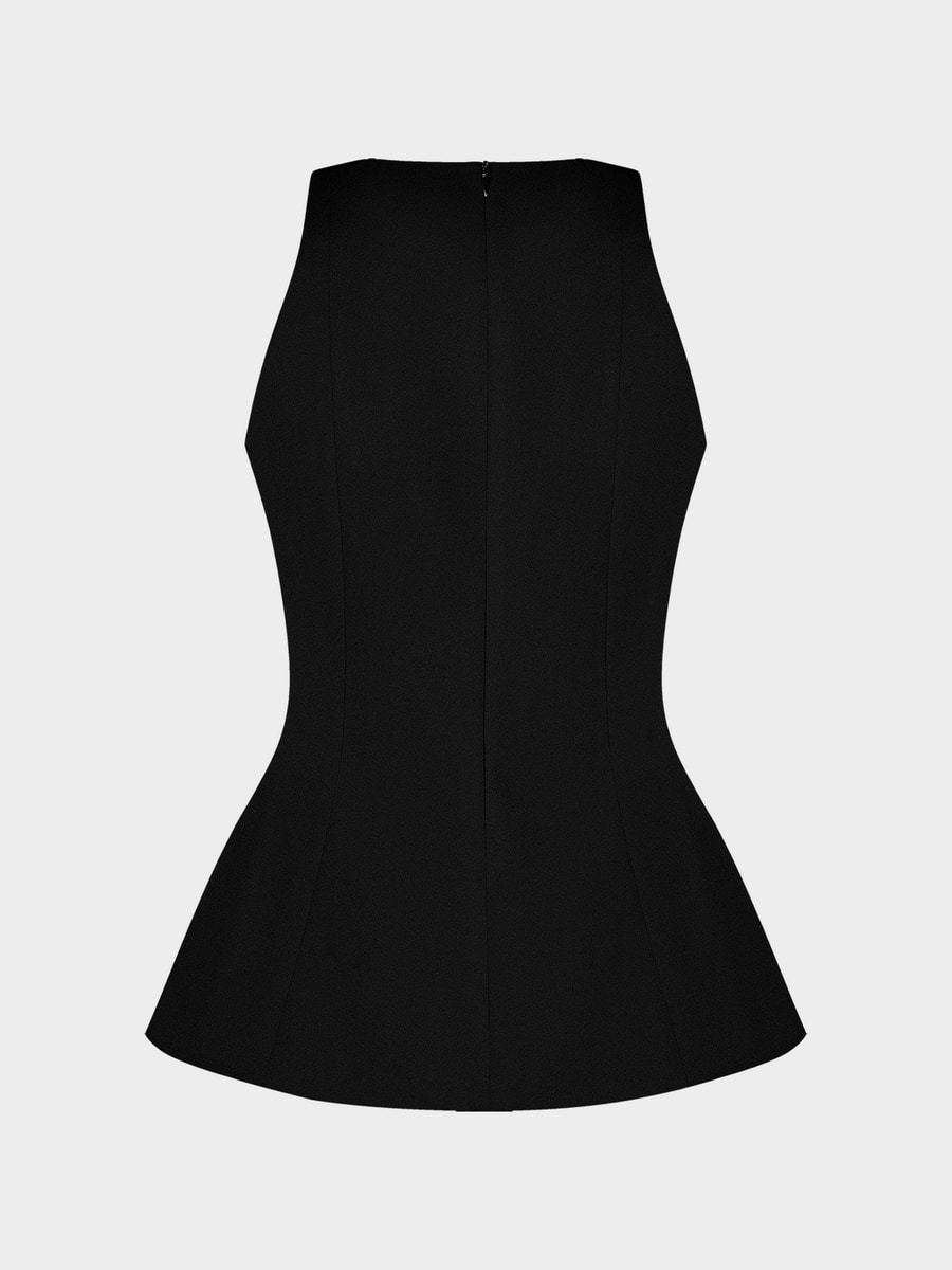 Топ с баской