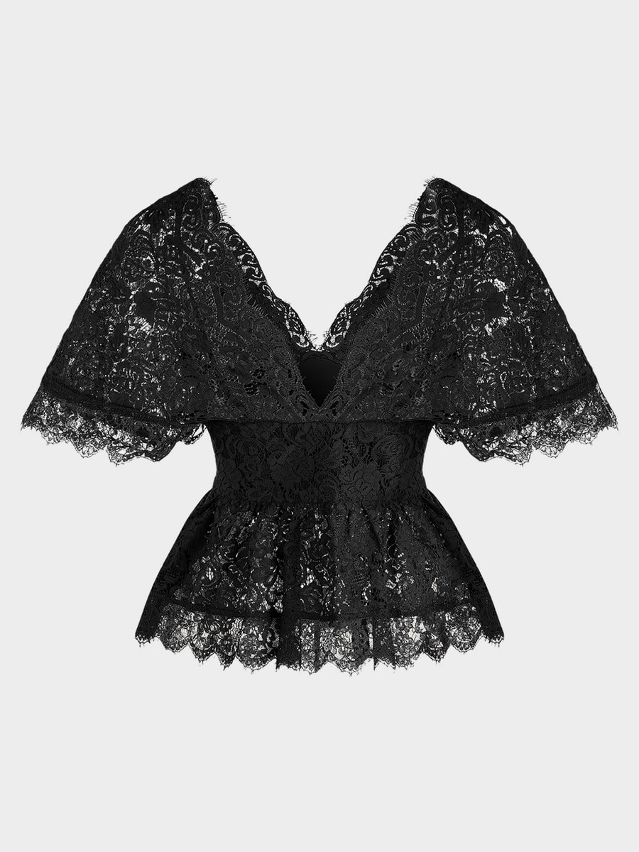 Блузка из кружева