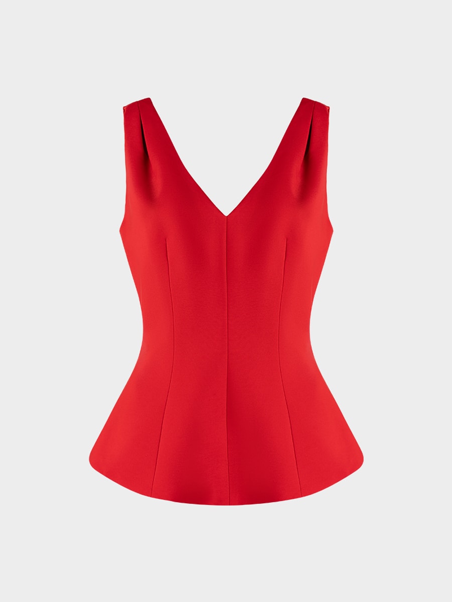 Приталенный топ с баской