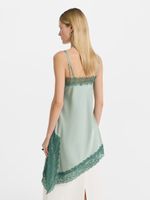 Удлиненный топ с кружевом