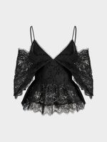 Блузка из кружева