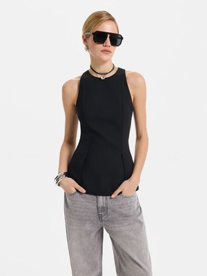 

Топ-халтер с баской