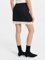 Юбка мини с кружевом