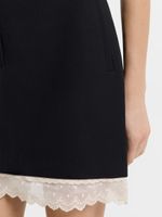 Юбка мини с кружевом