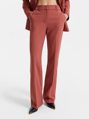 

Брюки расклешенного кроя