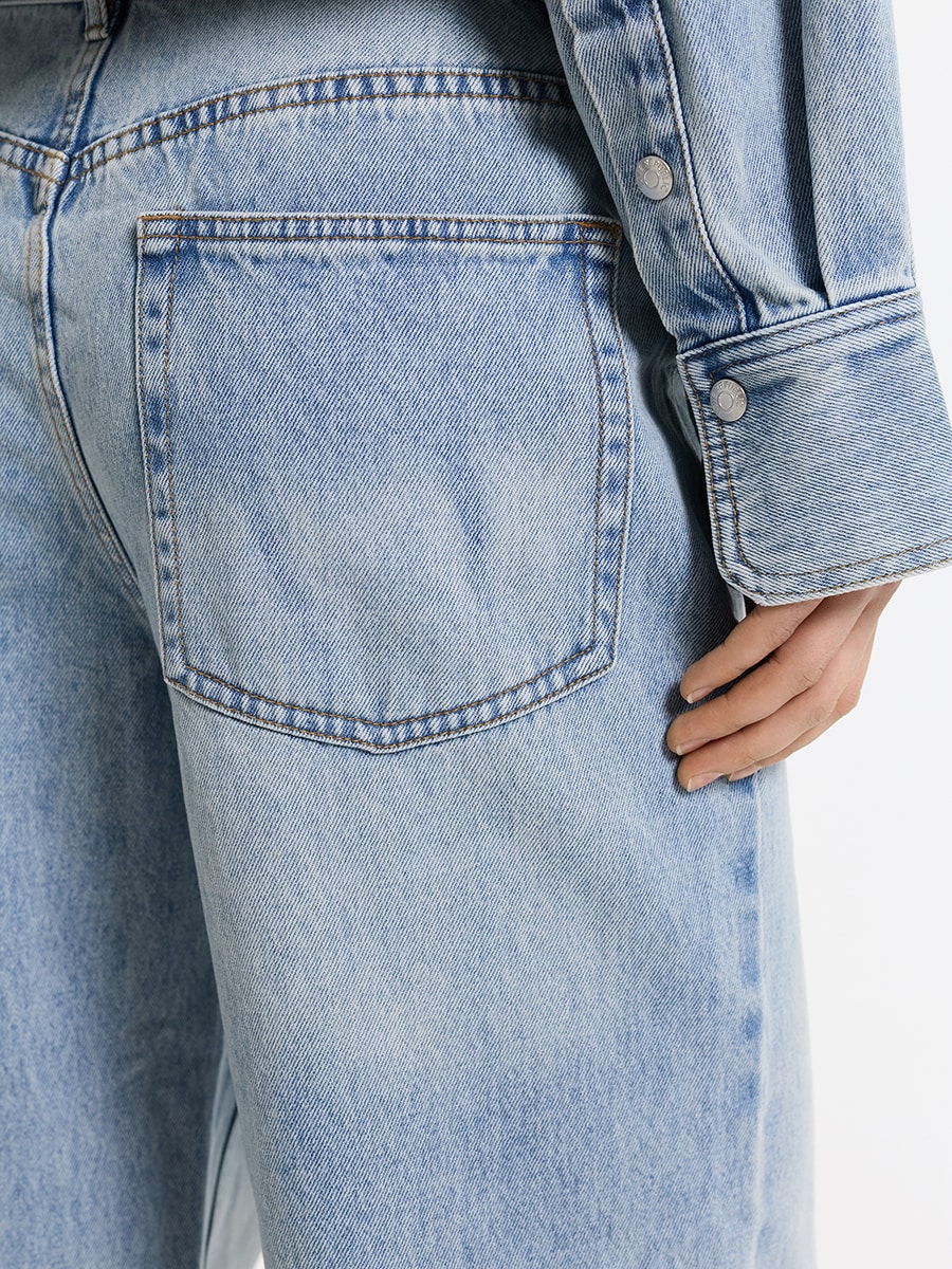 Комбинезон джинсовый