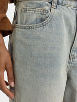 Джинсы Straight fit с вышивкой