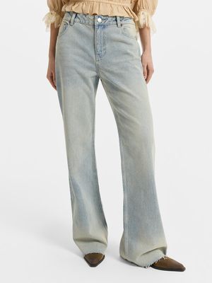 Джинсы Flare fit со средней посадкой 6999₽