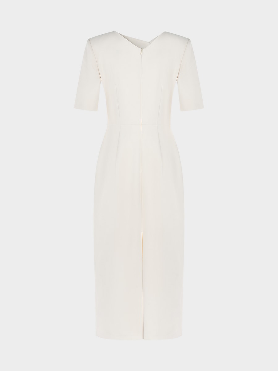 Платье-футляр