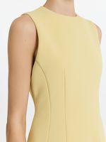 Платье-футляр