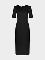 Платье-футляр