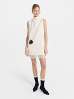 Платье мини с кружевом