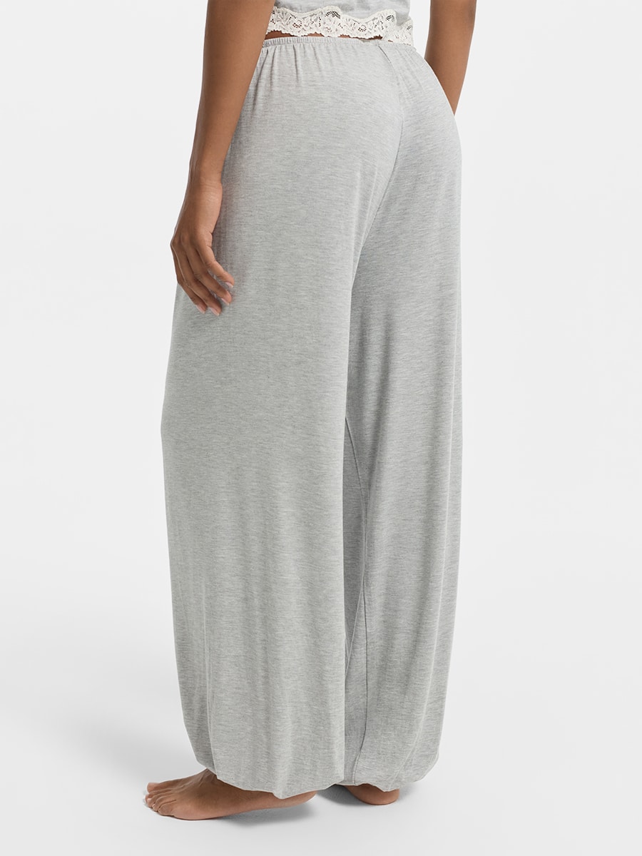 Брюки из модала