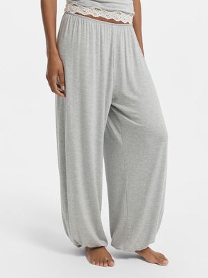 

Брюки из модала